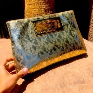 RARE MICHEAL KORS WOMENS PURSE